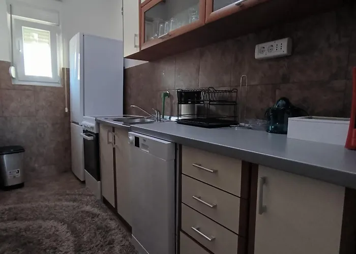 House Pejovic * Podgoriçe