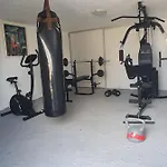 فيلة House Pejovic *