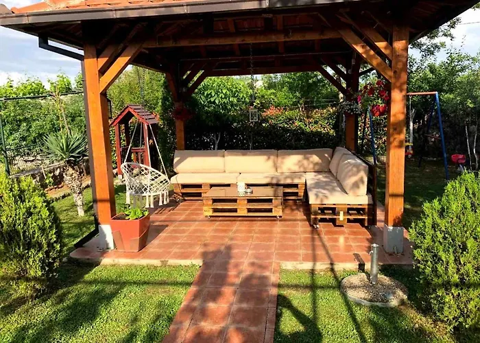 House Pejovic Вілла *